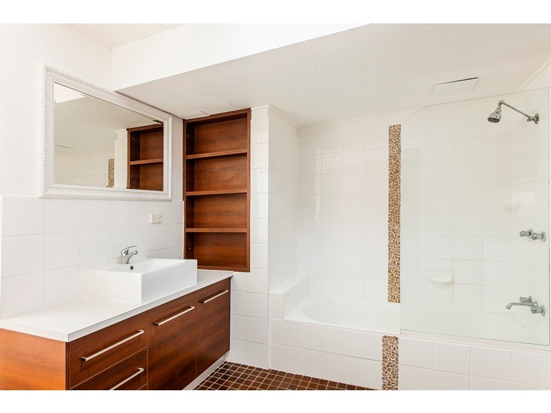 Unit 3 ‘Kings Crest’ 2 Moreton Parade, Kings Beach QLD 4551