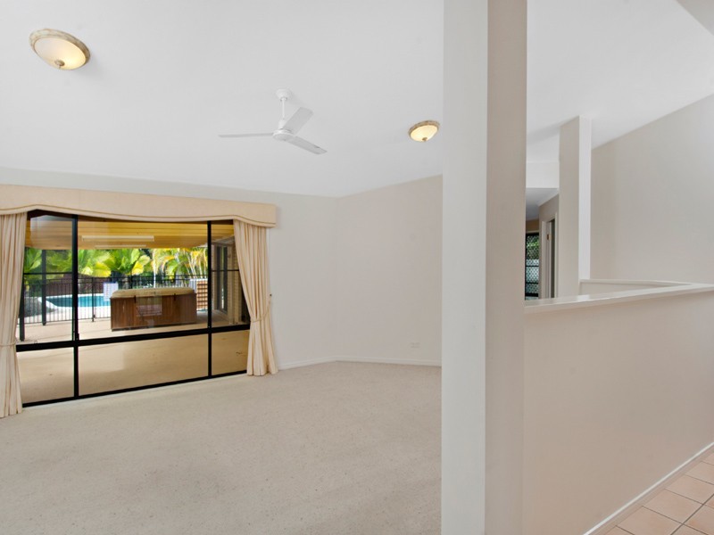 10 Phar Lap Court, Little Mountain QLD 4551