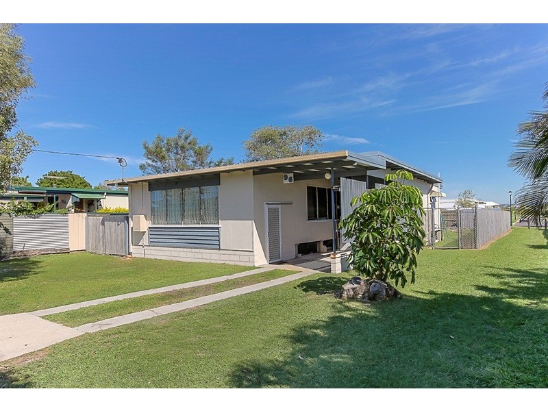 96 Westminster Avenue, Golden Beach QLD 4551