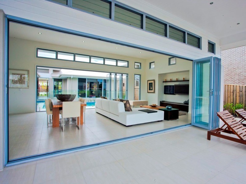 55 Whitehaven Way, Pelican Waters QLD 4551