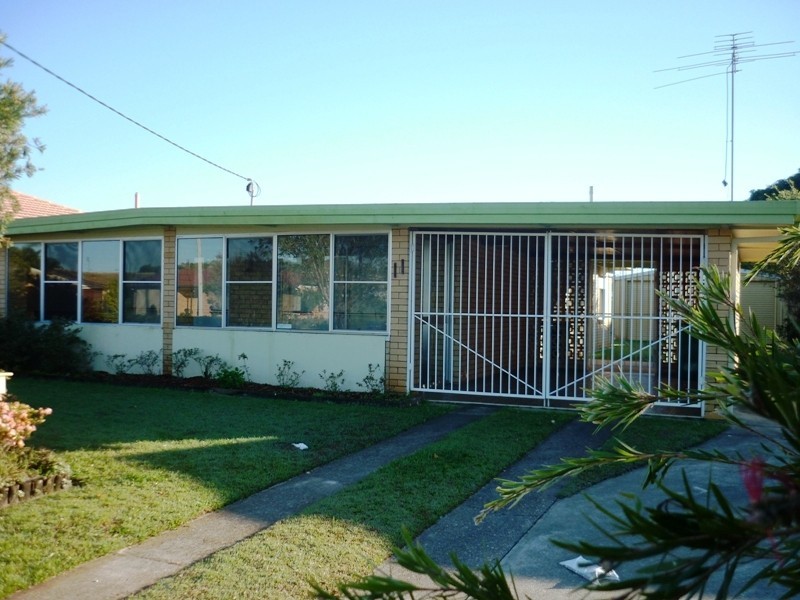 11 Michael Street, Golden Beach QLD 4551