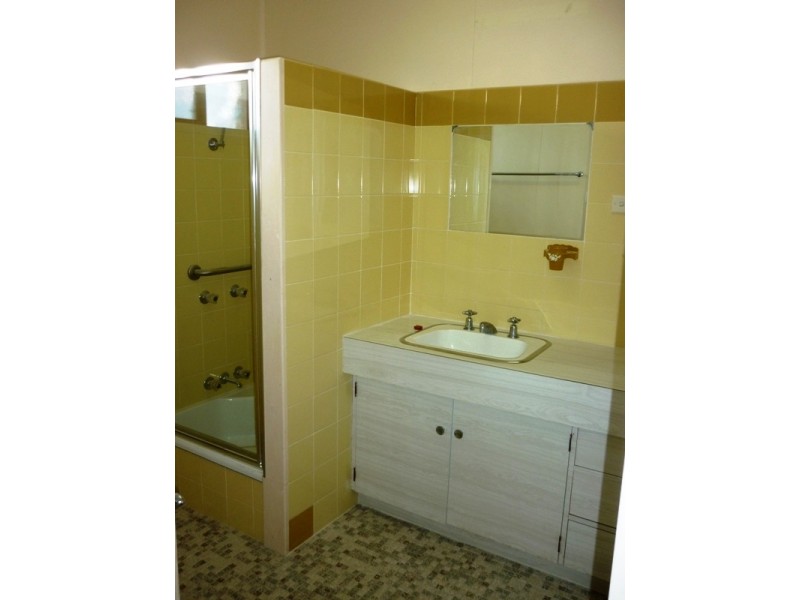 11 Michael Street, Golden Beach QLD 4551