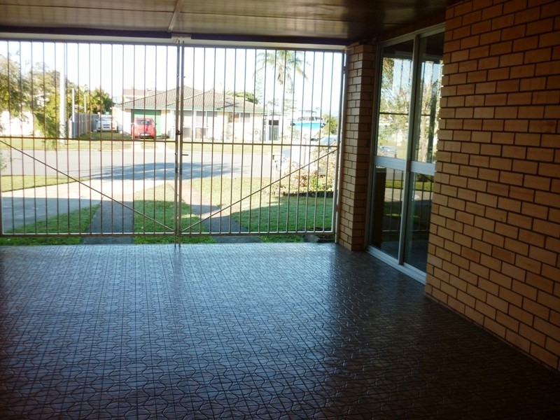 11 Michael Street, Golden Beach QLD 4551