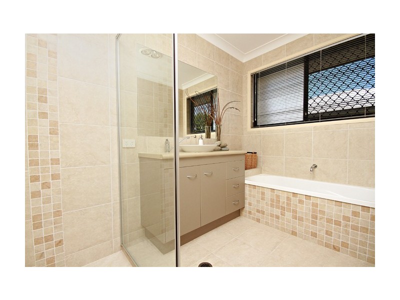 19 Lacebark Street, Meridan Plains QLD 4551