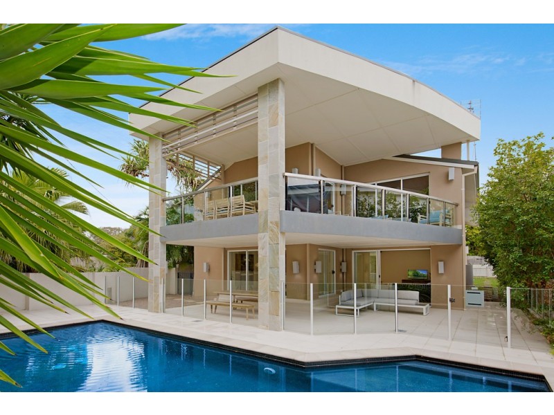 24 Victoria Terrace, Shelly Beach QLD 4551