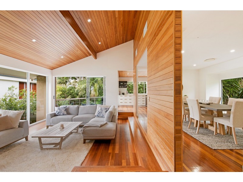 24 Victoria Terrace, Shelly Beach QLD 4551