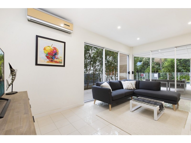 24 Victoria Terrace, Shelly Beach QLD 4551