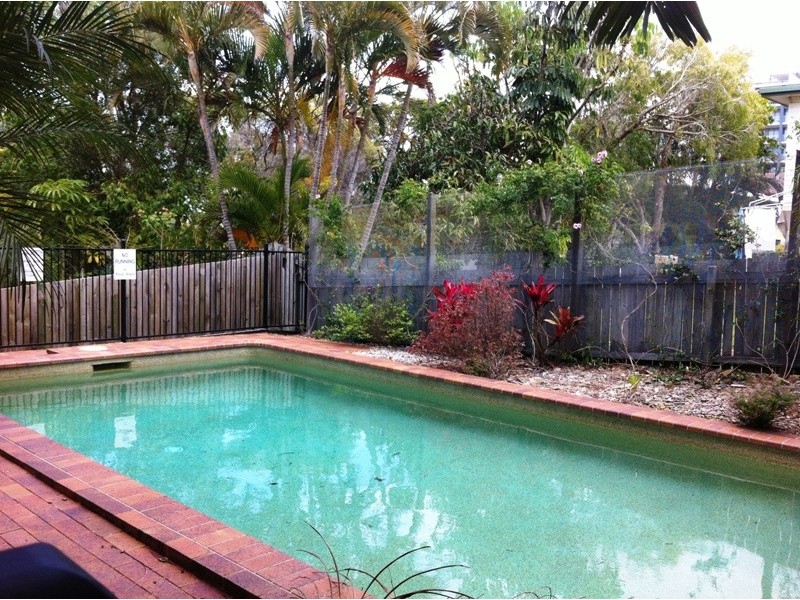Unit 3 ‘Caribbean’ 12 Mahia Terrace, Kings Beach QLD 4551