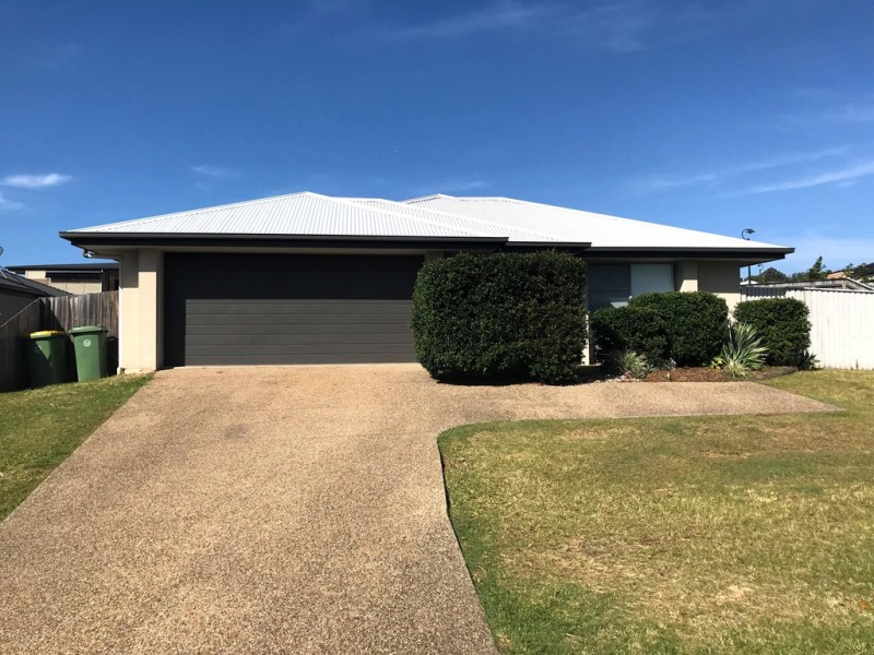13 Middle Park Street, Little Mountain QLD 4551