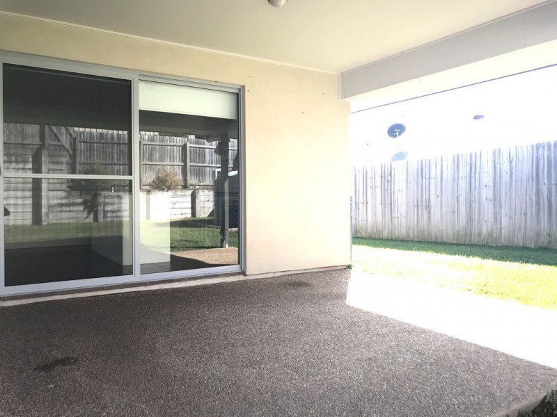 13 Middle Park Street, Little Mountain QLD 4551