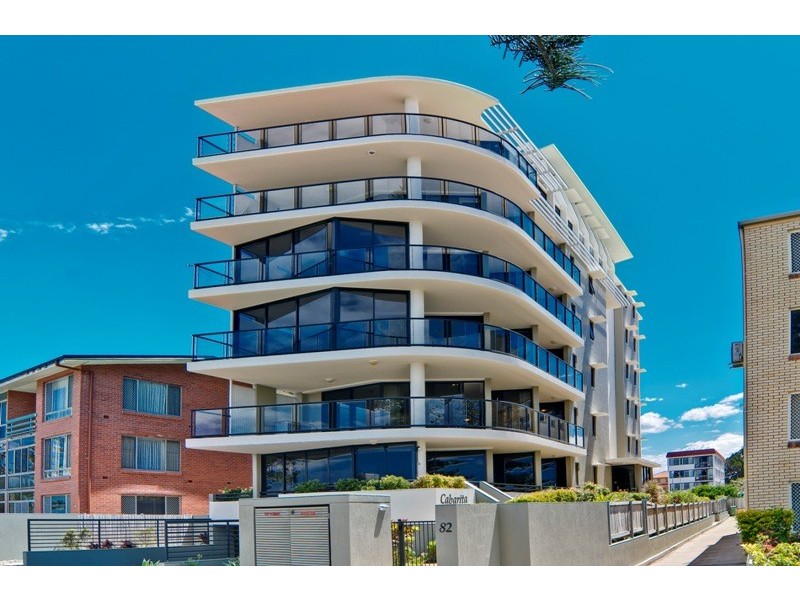 Unit 2 ‘Cabarita’ 82 Golden Beach Esplanade, Golden Beach QLD 4551