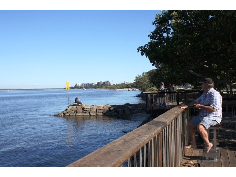 Unit 2 ‘Cabarita’ 82 Golden Beach Esplanade, Golden Beach QLD 4551