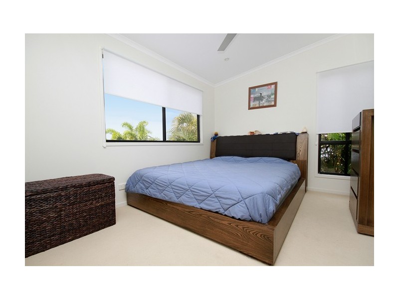 21 Sanibel Court, Kawana Island QLD 4575