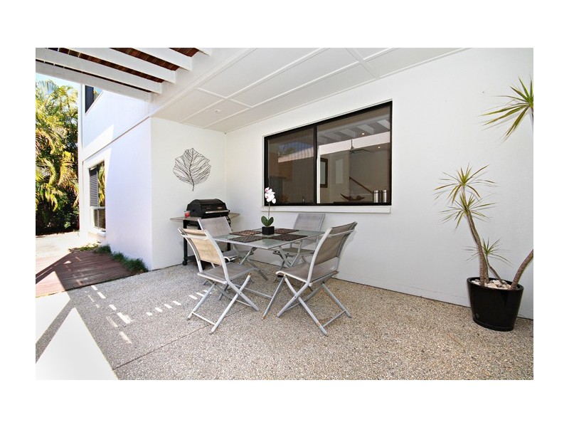21 Sanibel Court, Kawana Island QLD 4575