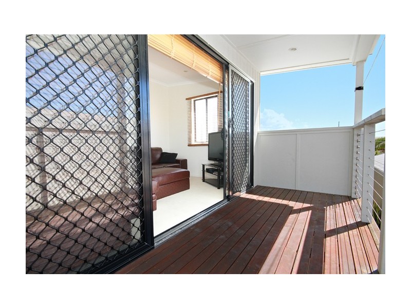 21 Sanibel Court, Kawana Island QLD 4575