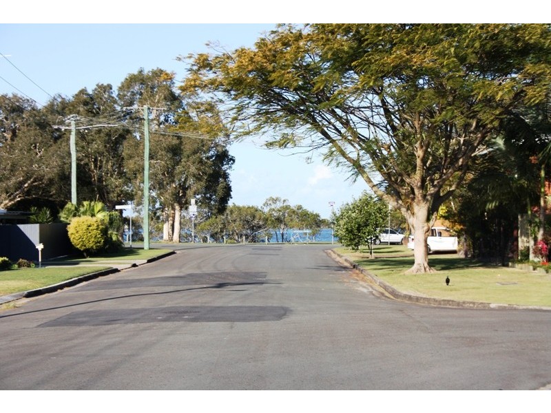 6 Monash Street, Golden Beach QLD 4551