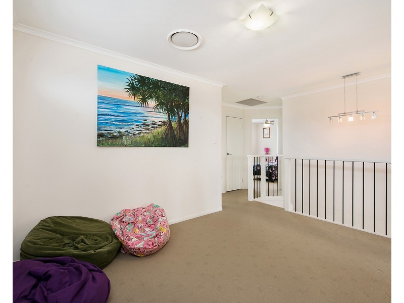 4 Reef Court, Birtinya QLD 4575