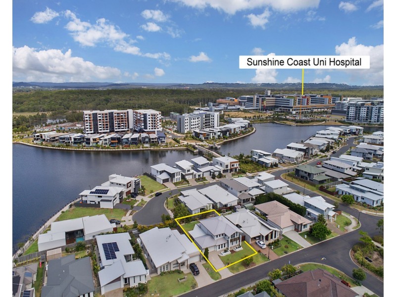 4 Reef Court, Birtinya QLD 4575
