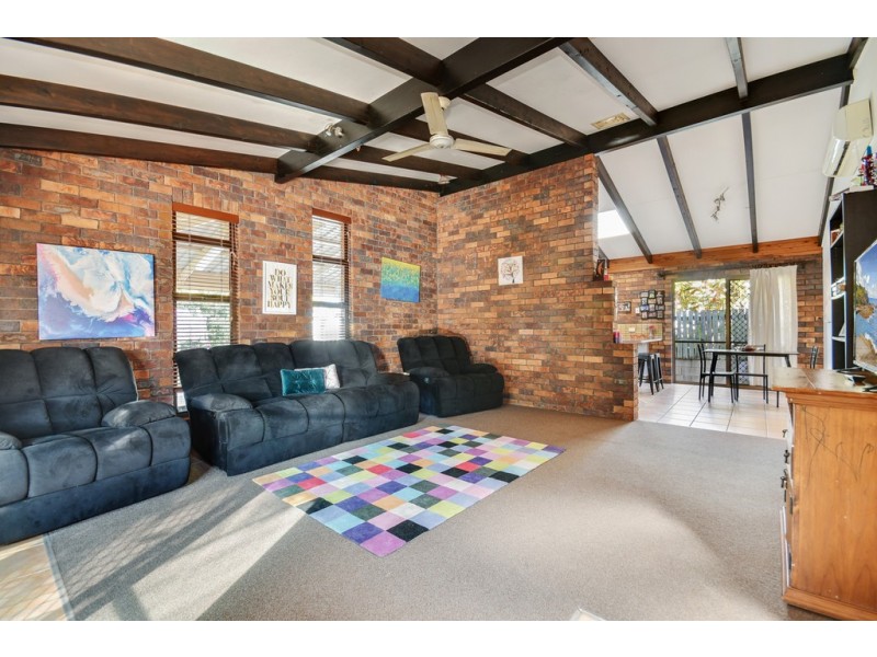 21 Doondoon Street, Currimundi QLD 4551