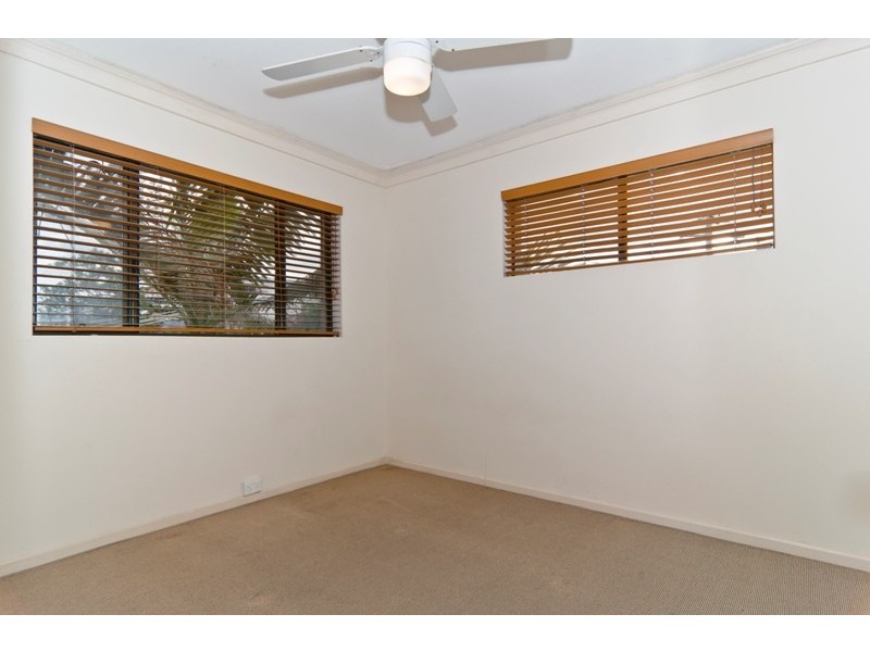 Unit 6/7 Warne Terrace, Kings Beach QLD 4551