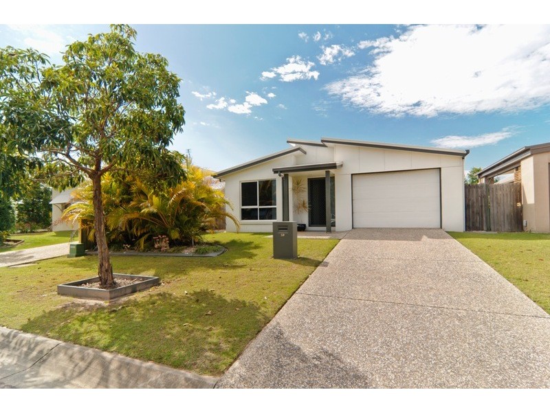 10 Huntley Place, Caloundra West QLD 4551