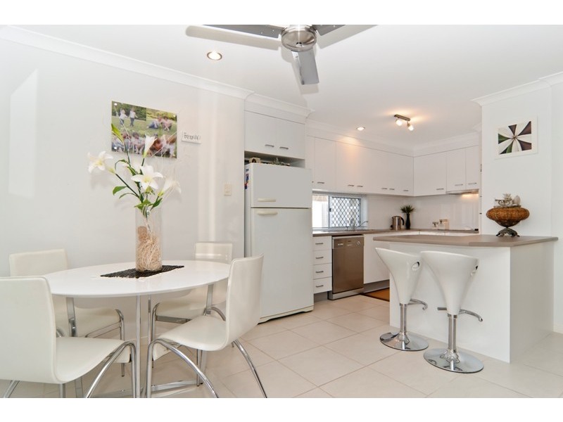 10 Huntley Place, Caloundra West QLD 4551