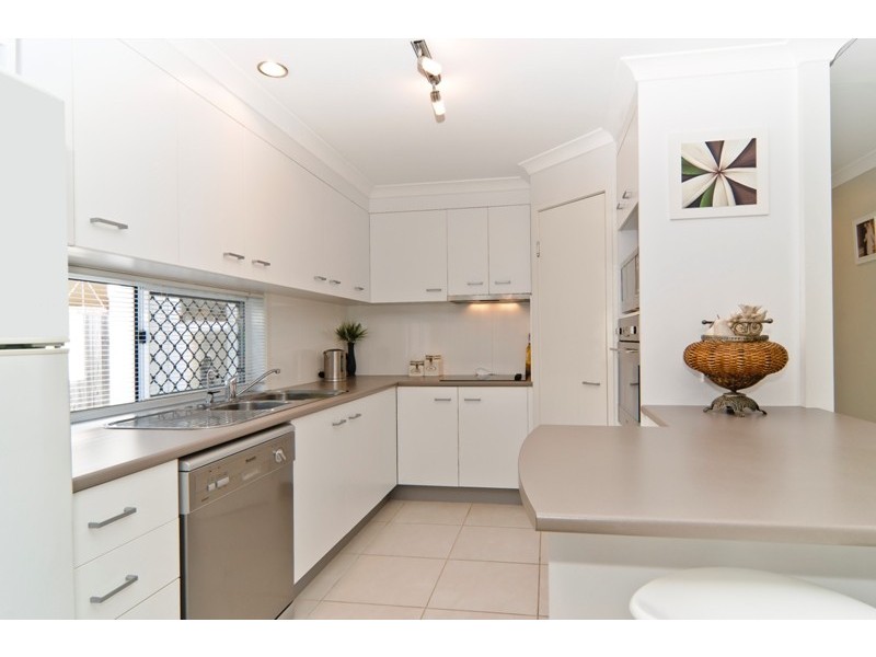 10 Huntley Place, Caloundra West QLD 4551