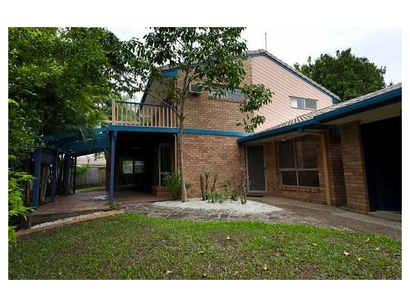 2 Lorinya Court, Battery Hill QLD 4551