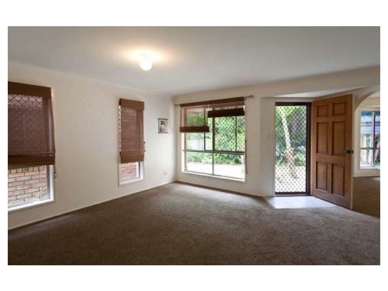 2 Lorinya Court, Battery Hill QLD 4551