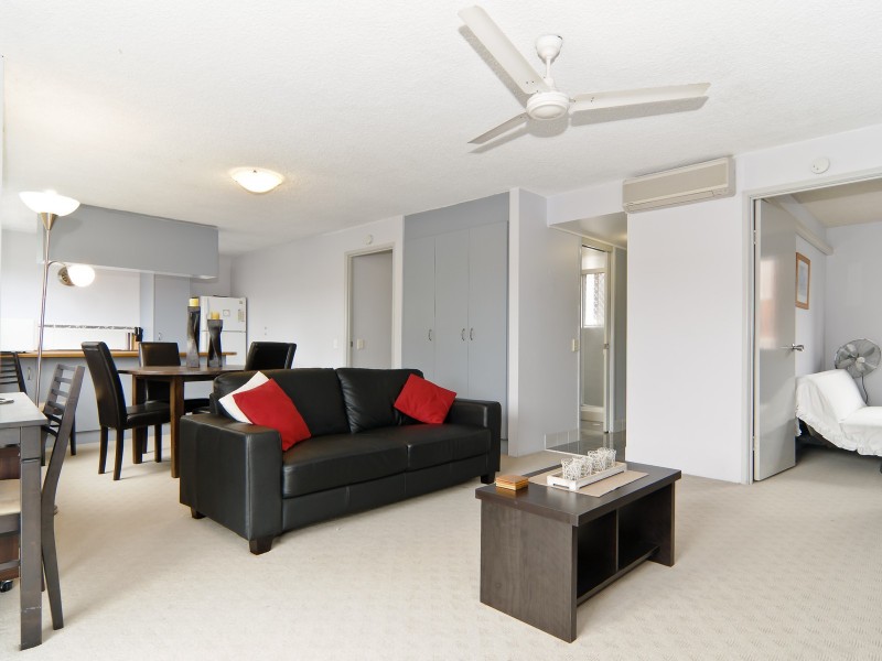 Unit 2 ‘Pacific Cove’ 2 Upper Gay Terrace, Kings Beach QLD 4551