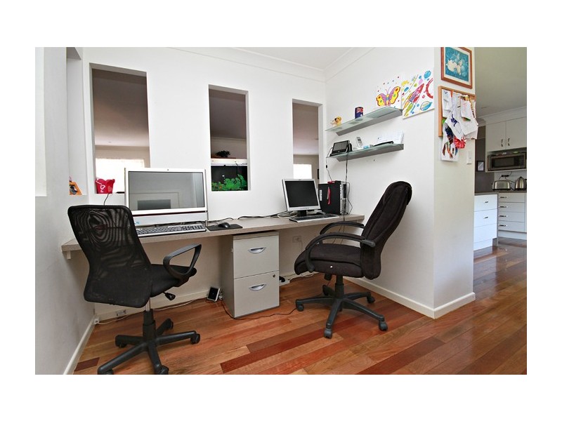 1 Prunus Place, Aroona QLD 4551
