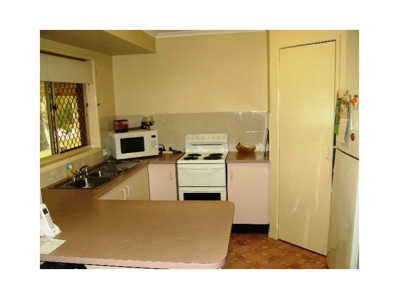 10 Moreton Bay Drive, Caloundra West QLD 4551