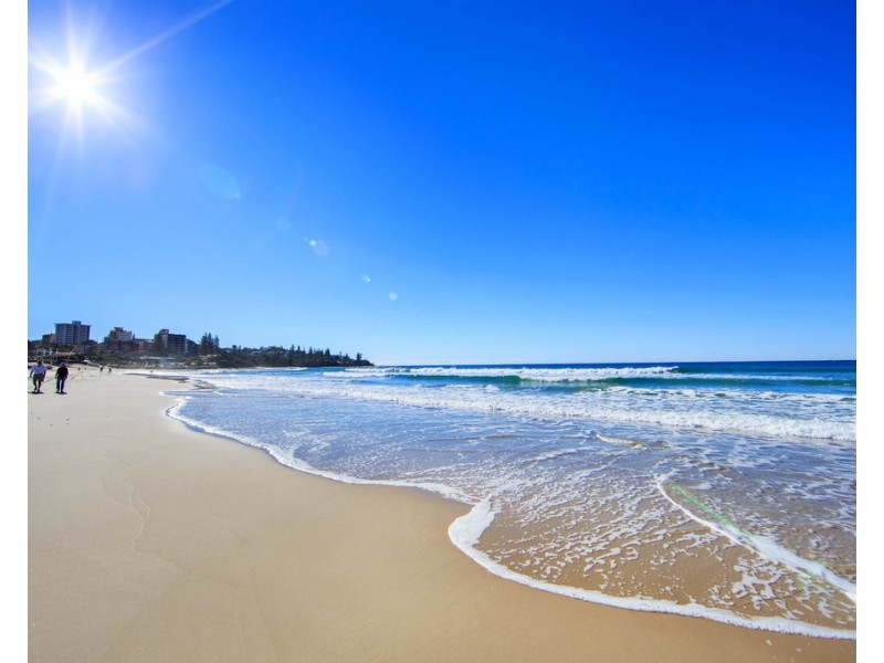 4 Arthur Street, Kings Beach QLD 4551