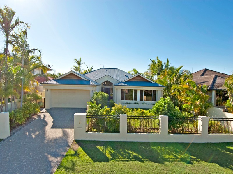 7 Elimbah Street, Pelican Waters QLD 4551