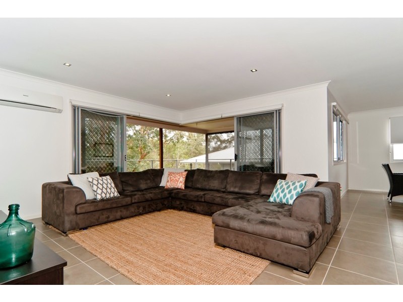 42 Ridge Court, Mooloolah Valley QLD 4553