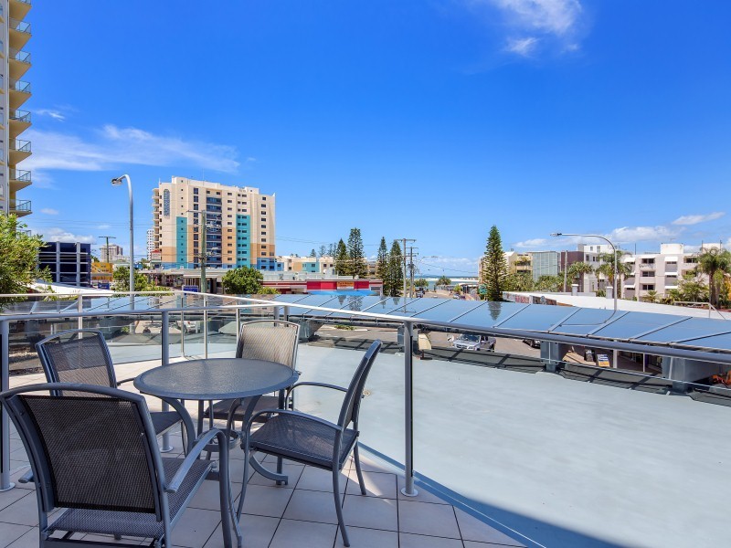 Unit 208 ‘Ocean Views Resort’ 115 Bulcock Street, Caloundra QLD 4551