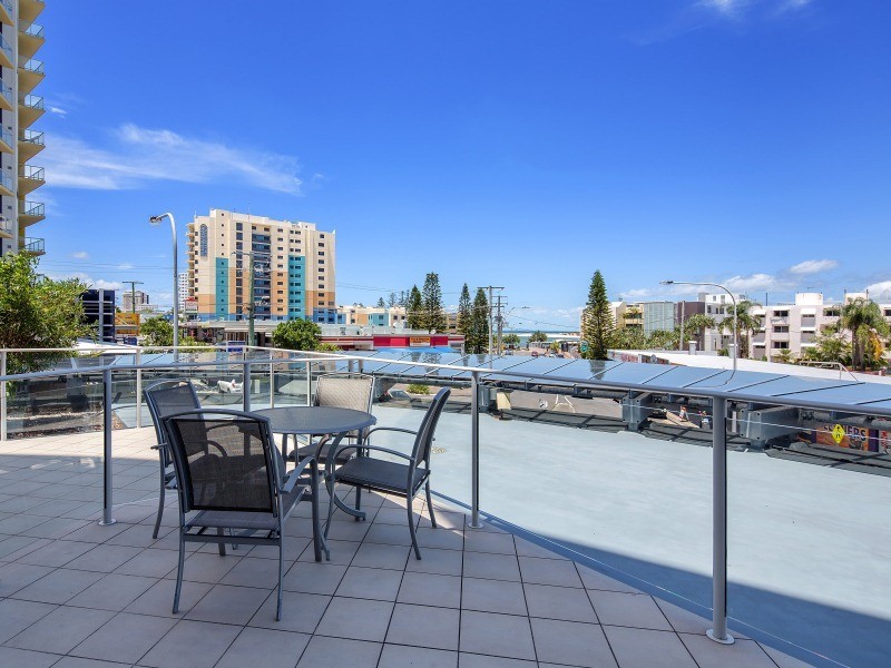 Unit 208 ‘Ocean Views Resort’ 115 Bulcock Street, Caloundra QLD 4551