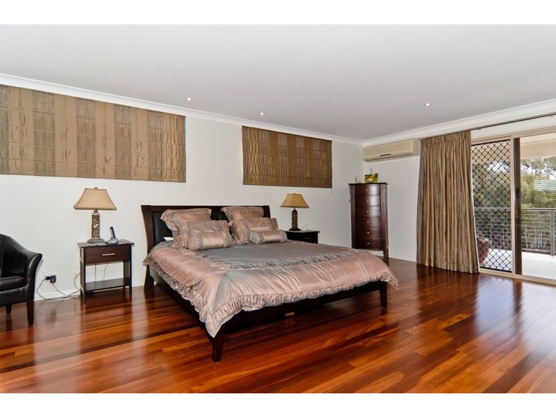 16 Campbellville Circuit, Pelican Waters QLD 4551