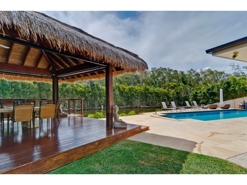 16 Campbellville Circuit, Pelican Waters QLD 4551