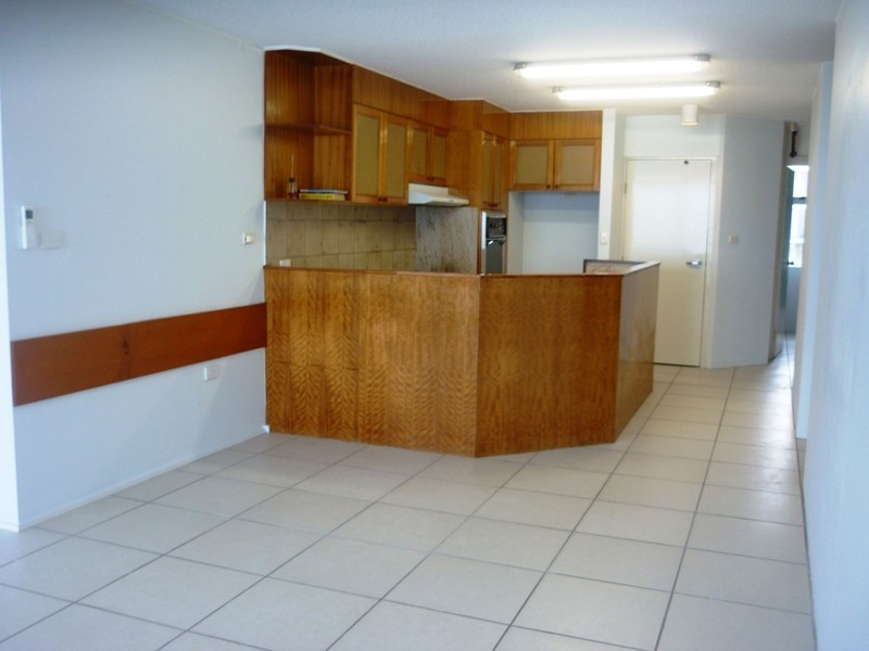 Unit 18 ‘Monterey Lodge’ 27 Warne Terrace, Kings Beach QLD 4551