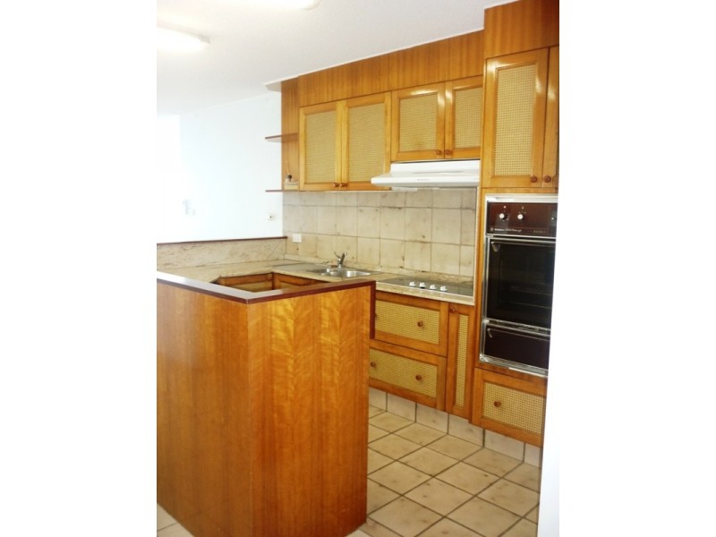 Unit 18 ‘Monterey Lodge’ 27 Warne Terrace, Kings Beach QLD 4551