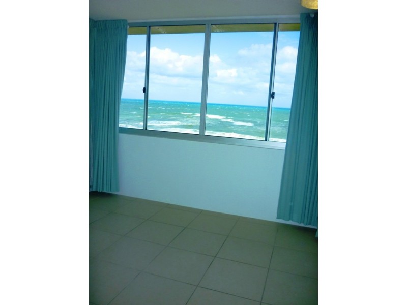 Unit 18 ‘Monterey Lodge’ 27 Warne Terrace, Kings Beach QLD 4551