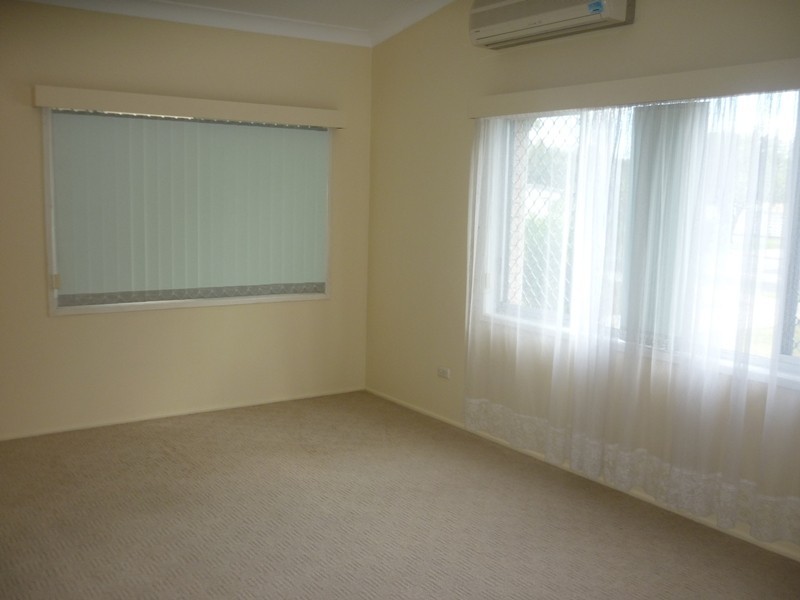 33 Nelson Street, Golden Beach QLD 4551
