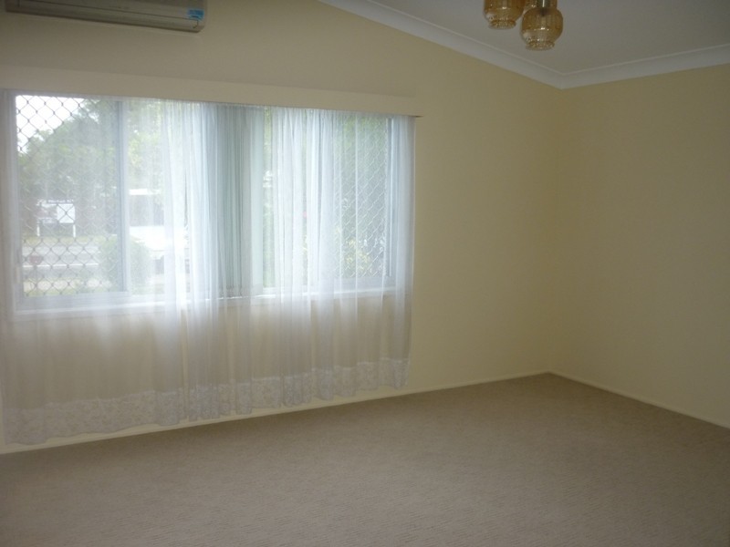 33 Nelson Street, Golden Beach QLD 4551