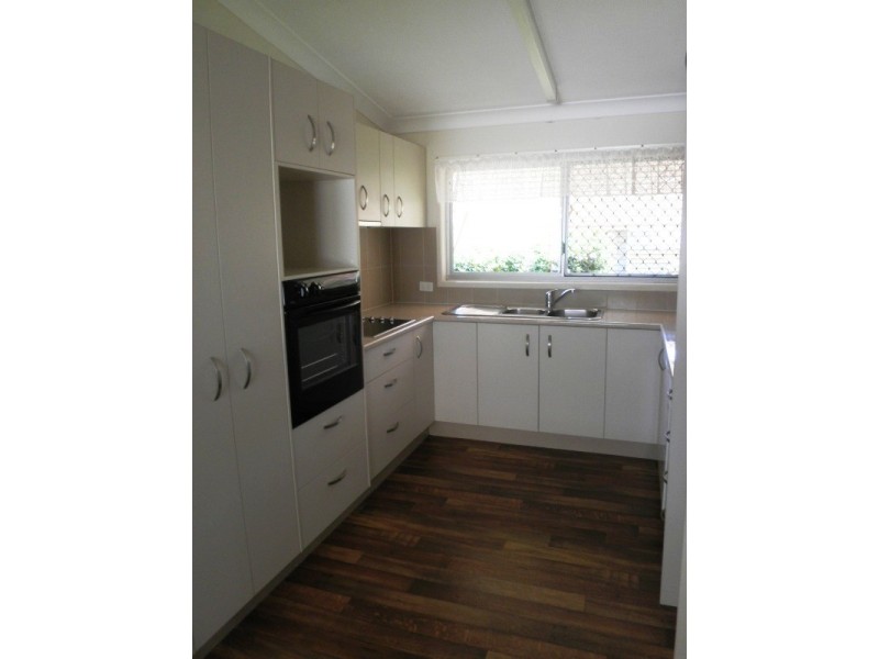 33 Nelson Street, Golden Beach QLD 4551