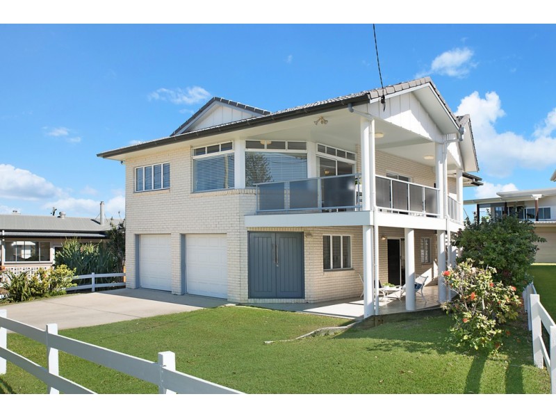 20 Wilson Avenue, Dicky Beach QLD 4551