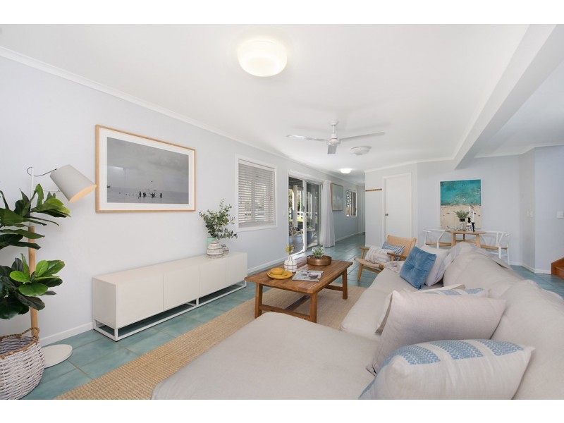 20 Wilson Avenue, Dicky Beach QLD 4551