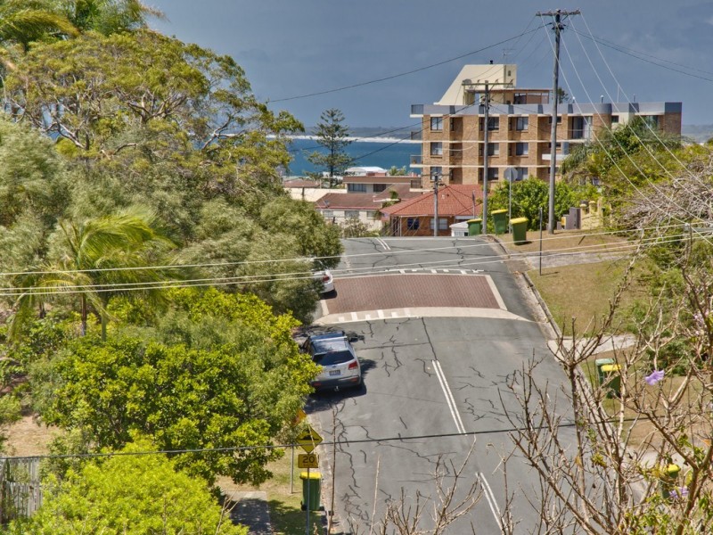 Unit 9 ‘Kensington’ 26 Saltair Street, Kings Beach QLD 4551