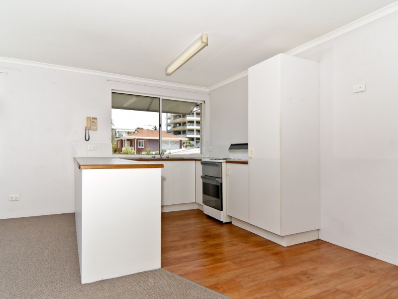 Unit 9 ‘Kensington’ 26 Saltair Street, Kings Beach QLD 4551
