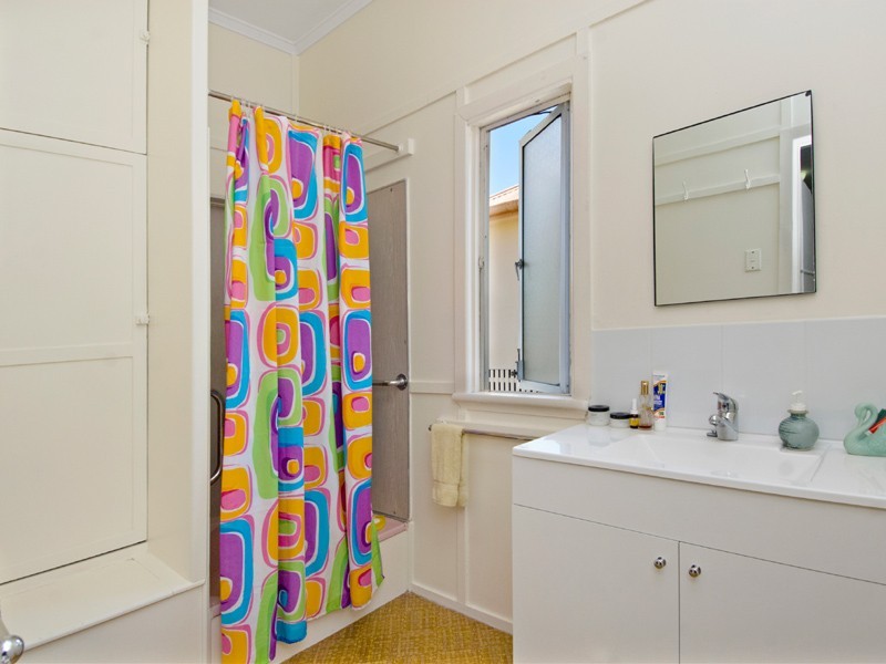 7 Wills Avenue, Golden Beach QLD 4551